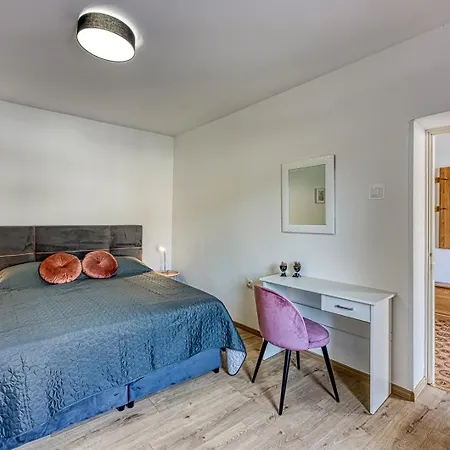 Riva 1001 Apartment *