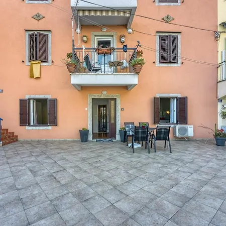 Apartment Riva 1001